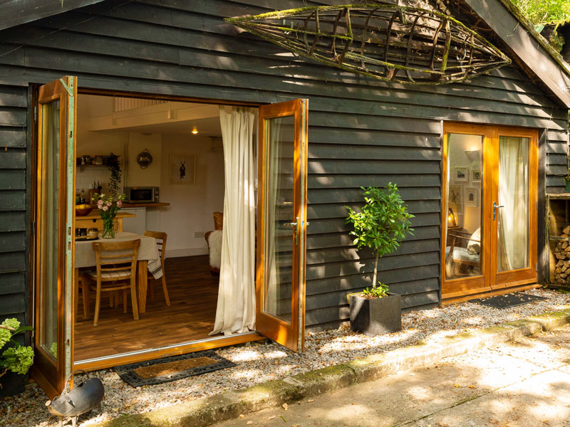 Little House In The Big Woods Romantic Wooden Cabin In The Woods